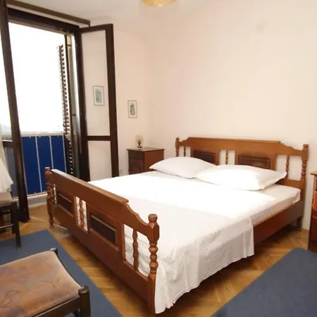 With A Parking Space - 8587 *