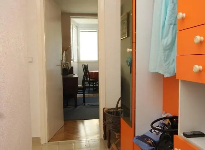 With A Parking Space - 8587 Apartmán